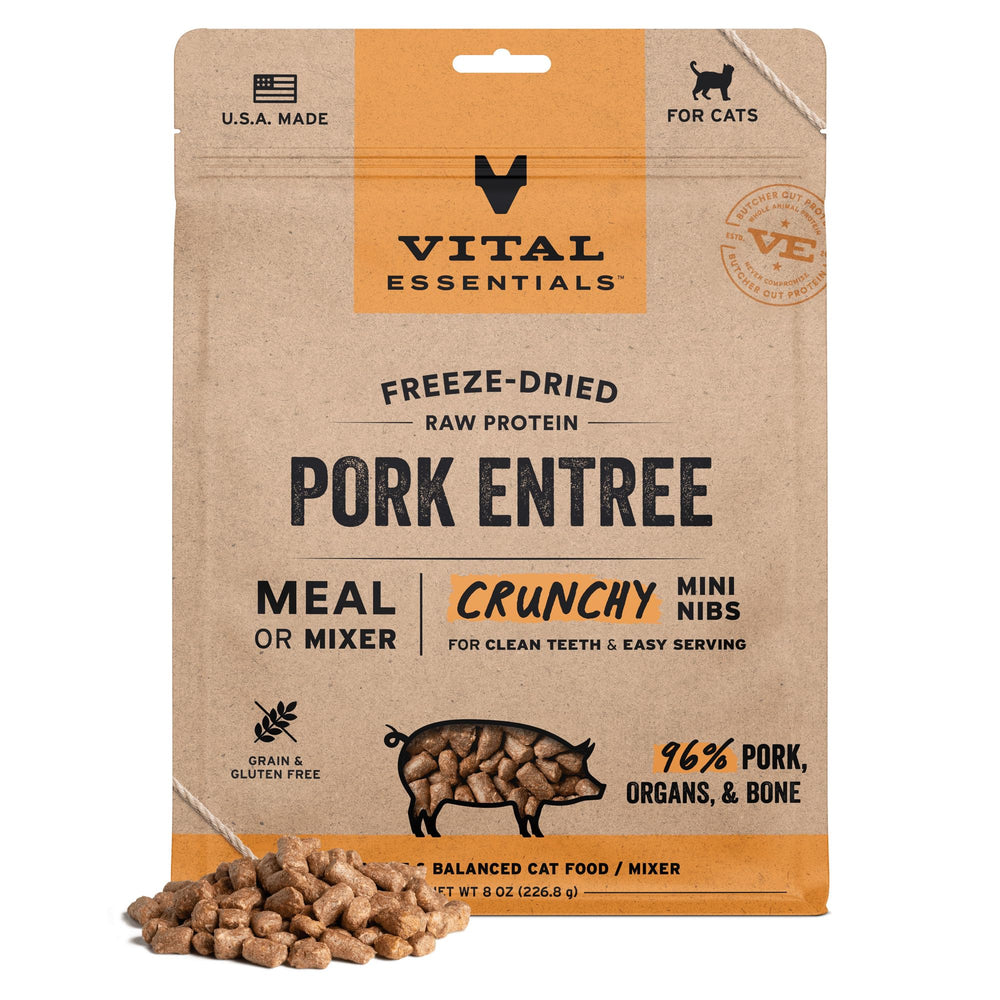 Vital Essentials mini-bocados de cerdo para gato, empaque atractivo y proteínico.