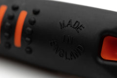 ACME Alpha 211.5 usa una frecuencia estandarizada de 5400 Hz para reconocimiento inmediato.