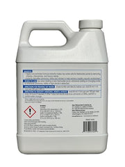API Pond Aqua Essential se vierte en el agua del estanque para eliminar cloro y cloraminas.
