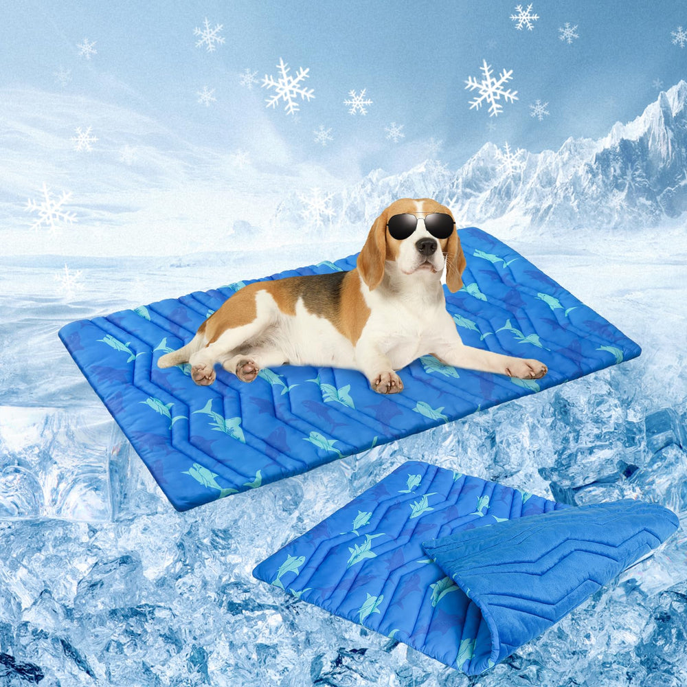 BEAUTYZOO colchon-refrescante para perro grande en azul tiburón, ideal para días calurosos.