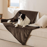 Bedsure manta impermeable para perros XXL protege el sofá ante salpicaduras.