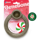 Benebone Peppermint Ring edición navideña, frente, aroma de menta para juego festivo y mordida duradera.