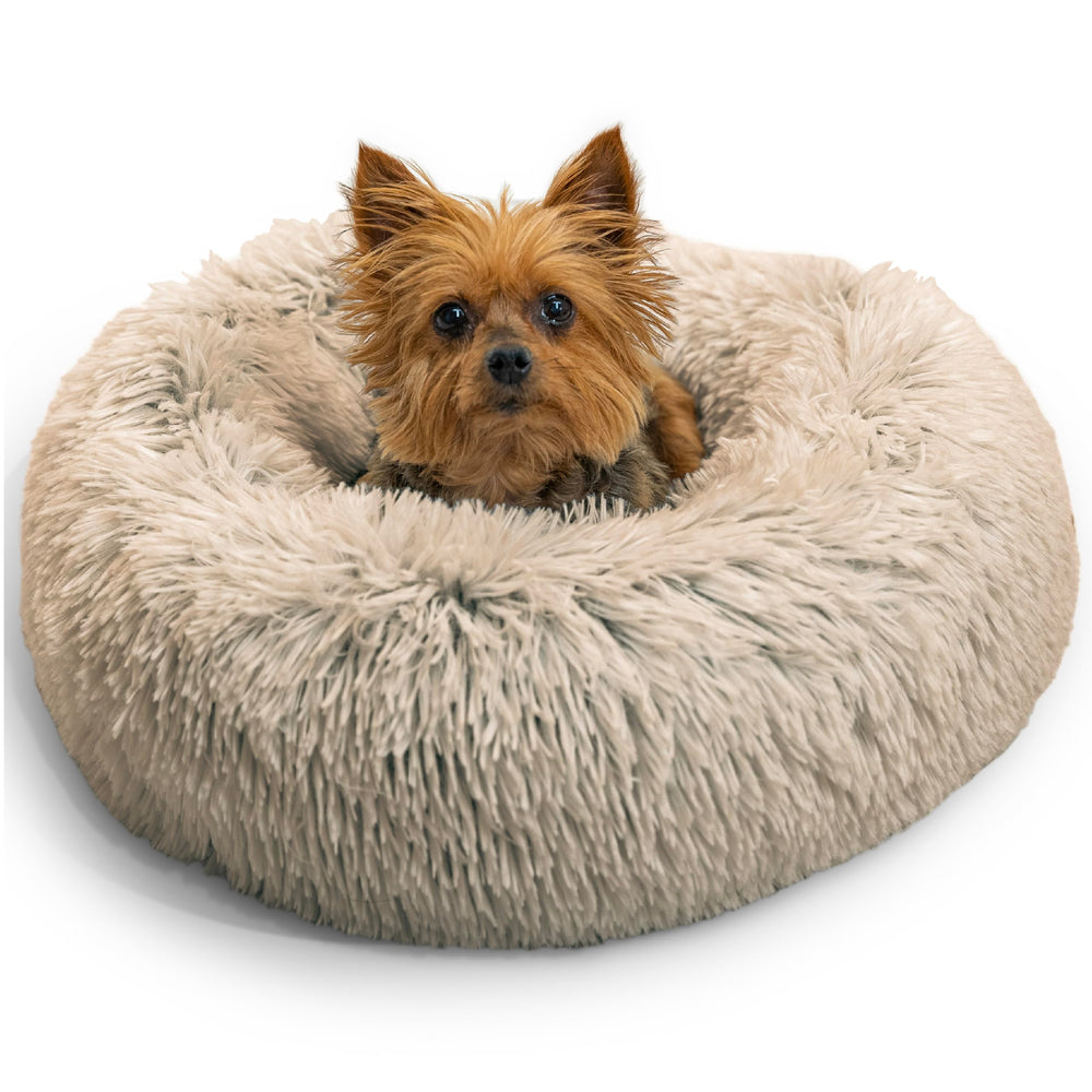 Best Friends Sheri cama donut peluda para mascotas pequeñas, favorece descanso cómodo.