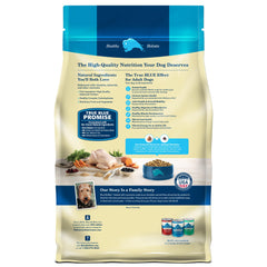 Blue Buffalo Life Protection, detalle de pollo real como ingrediente principal.