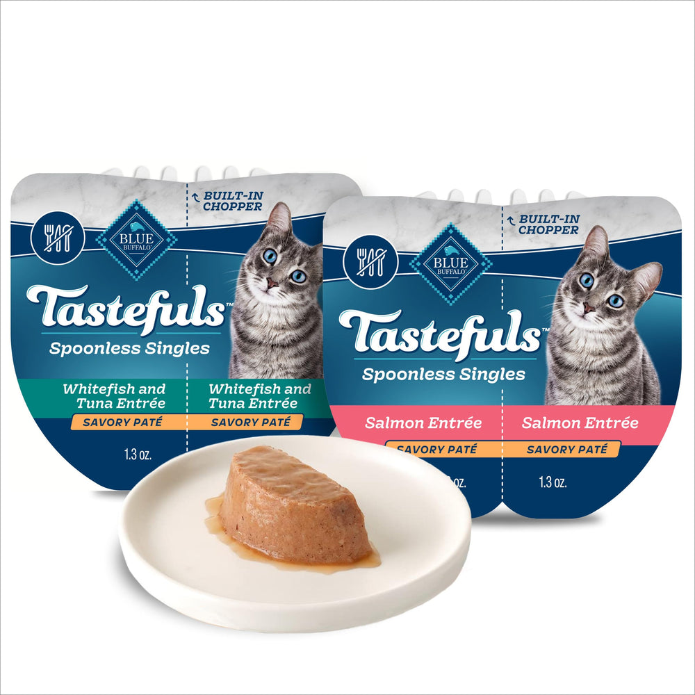 Blue Buffalo Tastefuls bandeja 2-6 oz con pez blanco y atún, porción lista para servir.
