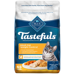 Blue Buffalo Tastefuls con pollo deshuesado como primer ingrediente.