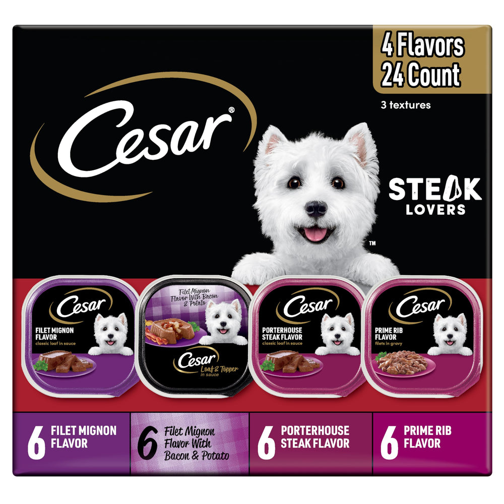 Cesar comida húmeda para perro adulto en bandeja; carne real como ingrediente principal.