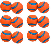 Chuckit! Bola Ultra media naranja de 2,5 pulgadas, visible y duradera para juego al aire libre