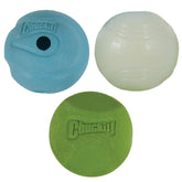 Chuckit! Pelota errática para juego interactivo y estimulante.