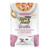 Fancy Feast Broths salmón salvaje y vegetales, sabor jugoso para complementar la comida.