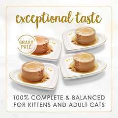 Lata Purina Fancy Feast paté con salsa de pollo para gatos adultos