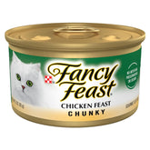Fancy Feast trozos de pollo en lata, sabor jugoso para gatos exigentes.