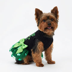 Fitwarm estampado de trébol en vestido de mascota para celebraciones.