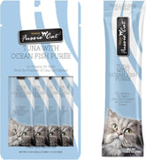 Purée de atún Fussie Cat en tubo, puré húmedo para hidratar la dieta felina.