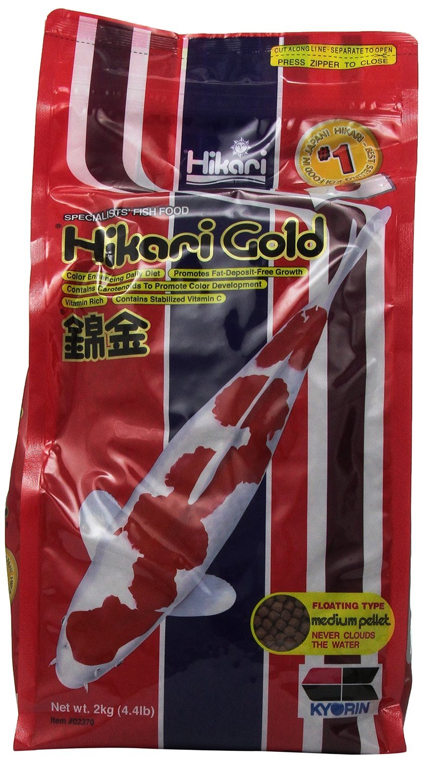 Hikari Gold 4.4 Lb: bolsa de dieta diaria para kois, mejora nutricional.