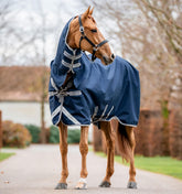 Horseware Amigo 1200D capucha integrada para mayor protección y ajuste cómodo.