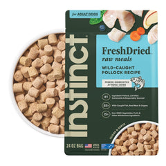 Instinct FreshDried Bites frente al empaque mostrando proceso de calidad