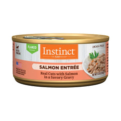 Instinct salmón copos en salsa, textura sabrosa y humedad para la comida diaria.