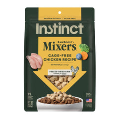 Instinct RawBoost Mixers frente al envase de 14 onzas, muestra la bolsa para perros.