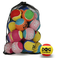 Bola INSUM con colores brillantes para perros medianos, perfecto para juego activo.