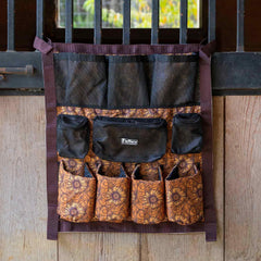 Jeffers Expression Trailer Door Caddy con bolsillos de malla para acceso rápido a cepillos y herramientas.
