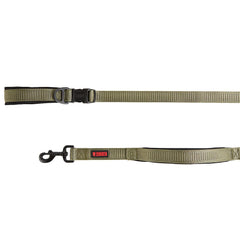 KONG Comfort con asa acolchada para manejo cómodo en paseos diarios.
