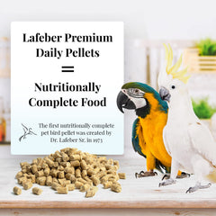 LAFEBER'S envase práctico de 5 lb para aves grandes, almacenamiento cómodo.