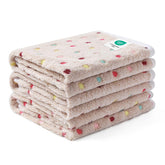 Luciphia couverture animal pois brun 23x16, douceur parfaite pour câliner mon chien.