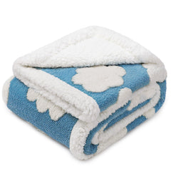 Luciphia Manta Impermeable con diseño nube azul, protege muebles y ofrece comodidad al perro.