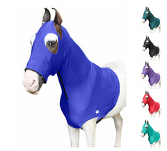 Capucha Majestic Ally para caballo con cremallera, vista frontal, calidez y ajuste seguro.
