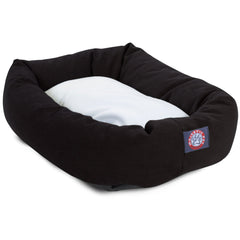 Base impermeable de la cama Majestic Pet, duradera para uso diario.