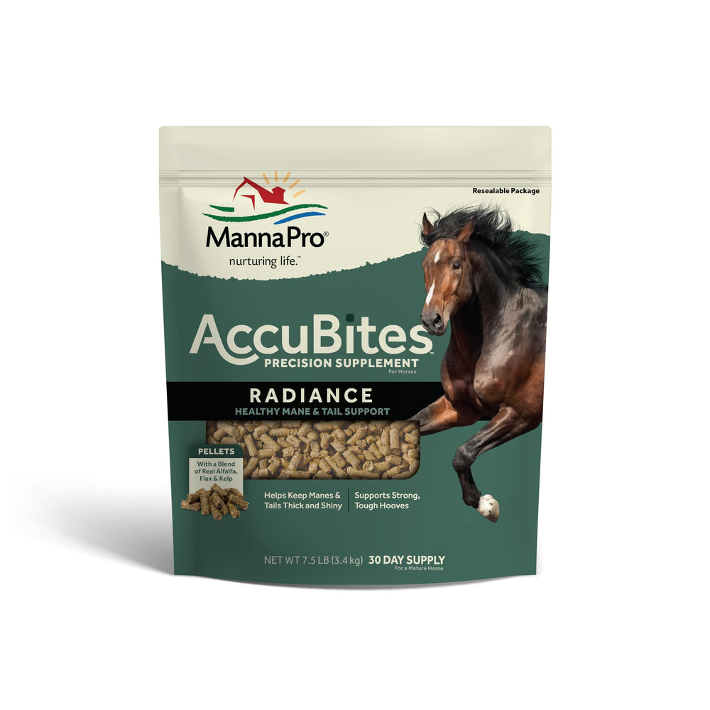 Manna Pro AccuBites Radiance: bote visible para confirmar la ingesta diaria.