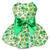 Vestido San Patricio de Miiemiu con trébol, ideal para fotos festivas.
