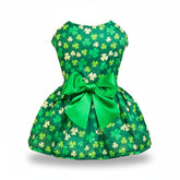 Vestido Miiemiu San Patricio para perro y gato, frente, ideal para desfiles festivos.