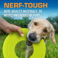 Material Nerf Tough del Nerf Dog Atomic Flyer, ligero y resistente.