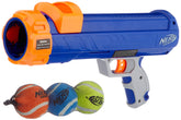 Nerf Dog Tennis Ball Blaster lanza la pelota a largas distancias para juegos exteriores.