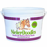 NickerDoodles Premios para caballos en empaque de cinco libras, fácil de almacenar.