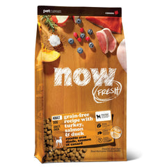 Now Fresh trozos pavo-salmon-duck: proteína digestible para perros adultos activos.