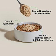 Open Farm mousse cremosa de salmón y bacalao, textura suave para premiar a tu perro.