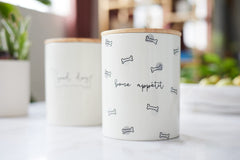 Jarre Pearhead Bone Appétit au design sobre, s'intègre parfaitement à la cuisine.