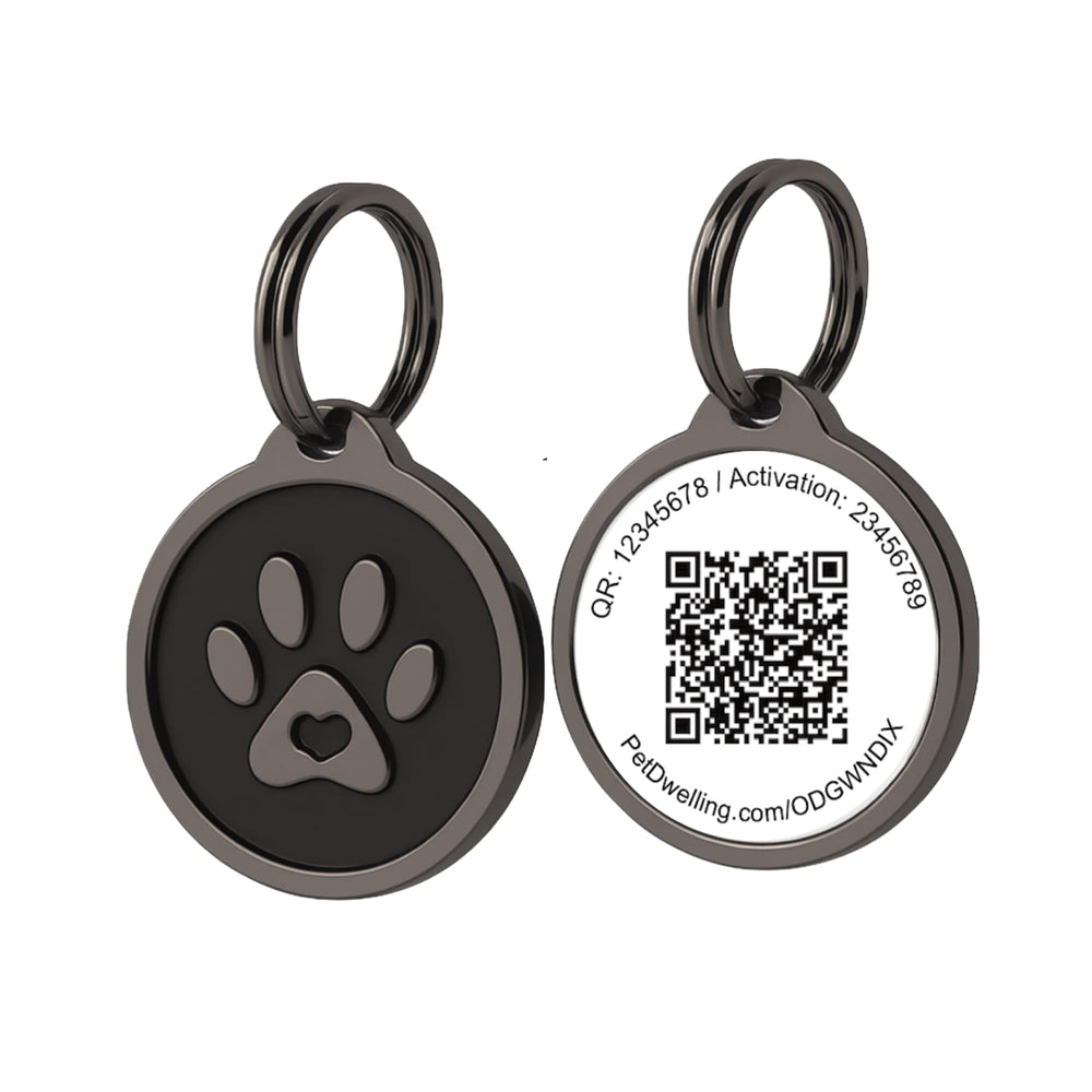 Pet Dwelling: etiqueta ID con QR y pata negra de lujo para mayor visibilidad.