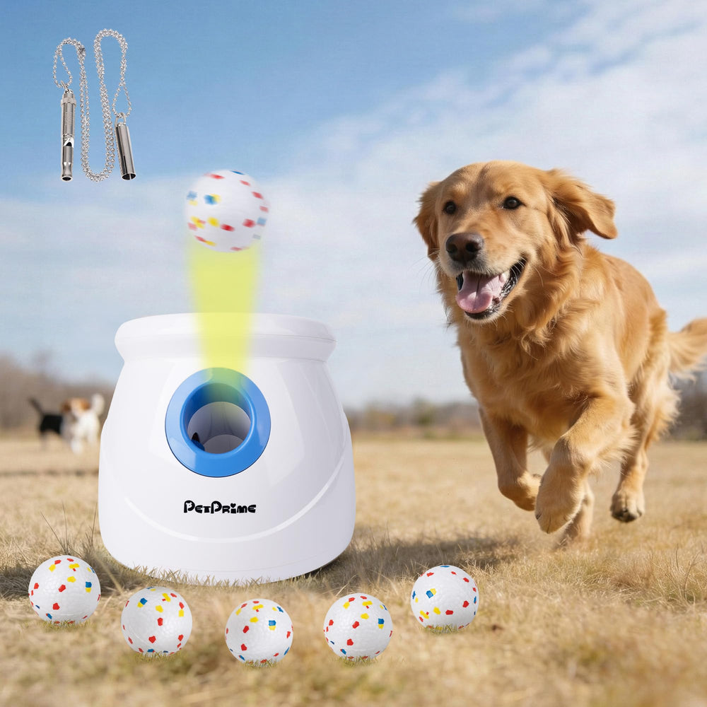 Pet Prime lanzador automático en acción para perros grandes, ejercicio activo al aire libre.