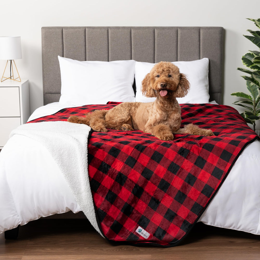 PetAmi manta impermeable para perros con sherpa roja protege muebles