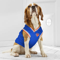 Pets First Knicks, tejido poly-mesh que brinda ventilación y ajuste cómodo.