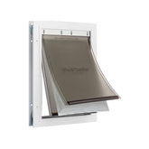 PetSafe Extreme Weather: puerta exterior de aluminio que ayuda a conservar la temperatura interior.