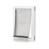 Puerta PetSafe Freedom de aluminio para perros y gatos, acceso cómodo diario.