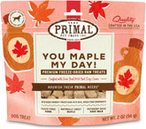 Primal Pet Foods trozos cerdo-maple leche cabra: snack sabroso para perros activos.