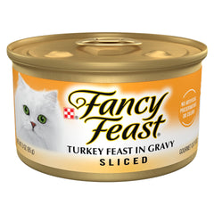 Purina Fancy Feast lonjas de pavo en salsa para gatos adultos, lista para la cena.