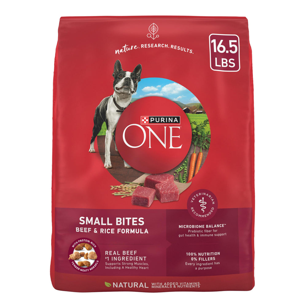 Purina ONE con trocitos pequeños carne y arroz, para perros activos.