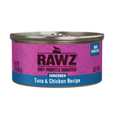 Rawz lata 3oz atún y pollo: proteína real para gatos.
